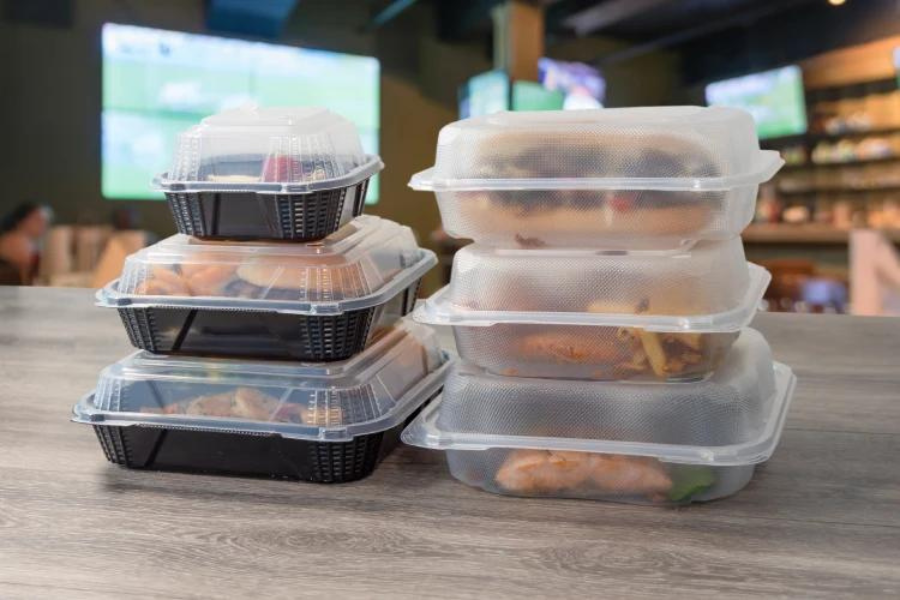 container makanan dengan tutup rapat