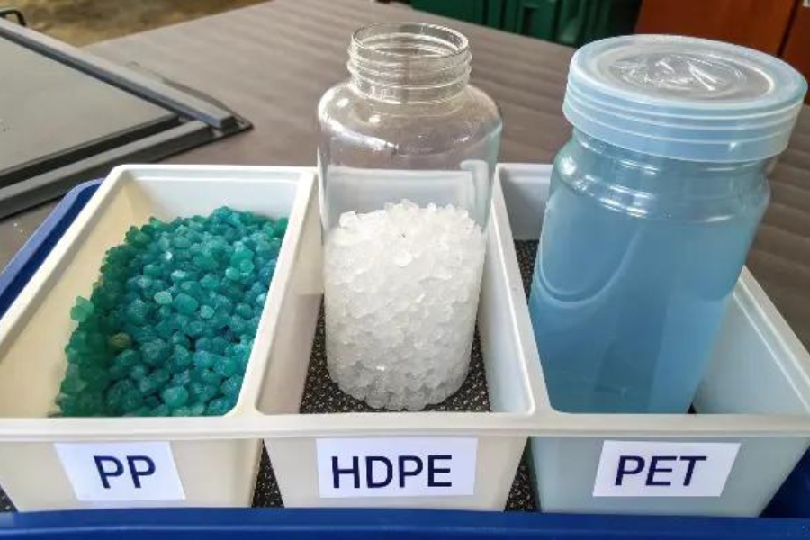 diskusikan kebutuhan maklon produk plastik rumah tangga bersama omnipak
