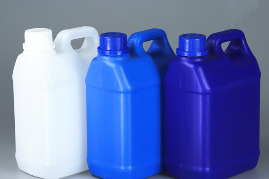 jenis-jenis jerigen 5 liter yang umum di pasaran